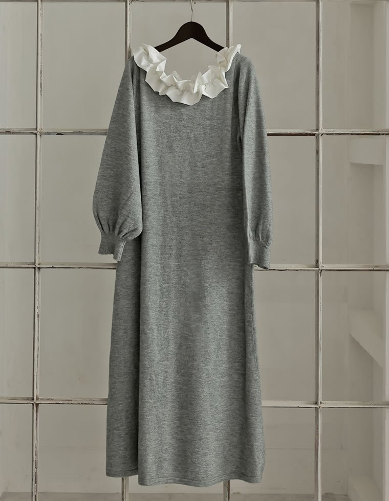 【リエディ/Re:EDIT】のフリルボートネックニットワンピース インテリア・キッズ・メンズ・レディースファッション・服の通販 founy(ファニー) ファッション Fashion レディースファッション Fashion for Women ワンピース Dresses ニットワンピース Knit Dresses コンパクト Compact, Small Size タフタ Taffeta, Structured Fabric デコルテ Décolleté, Neckline バランス Balance, Style Balance フリル Frill, Ruffle ロング Long, Long-Length おすすめ Recommended / Our Picks エレガント 上品 Elegant 年末年始 Year-end and New Year Holidays クリスマス X'mas Christmas / X'mas グレー|ID: prp329100004802512 ipo3291000000034843317