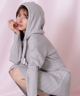 【ジルバイジルスチュアート/JILL by JILLSTUART】のケーブルニットパーカーセットアップ 人気、トレンドファッション・服の通販 founy(ファニー) ファッション Fashion レディースファッション Fashion for Women トップス・カットソー Cut & Sew Tops ニット Knit Tops & Sweaters レディースパーカー・カジュアルフーディー Casual Hoodies & Sweatshirts インナー Innerwear ショート Short, Short Length スマート Smart, Elegant セットアップ Set-Up, Coordinated Outfit チャーム Charm, Pendant パーカー Hoodie, Parka フェザーヤーン Feather Yarn, Fluffy Yarn |ID:prp329100004802534