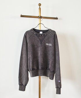 【ローズバッド/ROSE BUD】の【Champion別注】ROSE BUD*Champion HEAVY WASH SWEAT 人気、トレンドファッション・服の通販 founy(ファニー) ファッション Fashion レディースファッション Fashion for Women トップス・カットソー Cut & Sew Tops レディースパーカー・カジュアルフーディー Casual Hoodies & Sweatshirts スウェット・クルーネックトップス Sweatshirts & Crewnecks / Relaxed Fit Sweat Tops オレンジ Orange ヴィンテージ Vintage Style デニム Denim, Jeans Material トレンド Trend, Trending Now パターン Pattern, Design Print ベーシック Basic, Essential 別注 Limited Edition, Custom Order おすすめ Recommended / Our Picks |ID:prp329100004802631