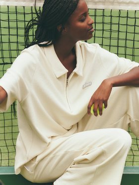 【エミ/emmi】のemmi】パイルポロトップス 人気、トレンドファッション・服の通販 founy(ファニー) ファッション Fashion レディースファッション Fashion for Women トップス・カットソー Cut & Sew Tops 今季 This Season, Current Season スポーティ Sporty, Casual Athletic スマート Smart, Elegant トレンド Trend, Trending Now フロント Front, Front Design プリント Print, Printed Pattern ボーダー Border, Stripe ラバー Rubber, Rubber Sole |ID:prp329100004802696