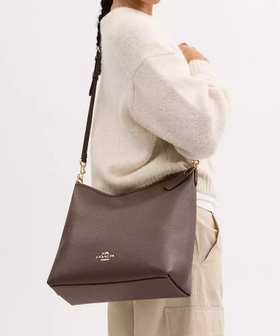 【コーチ/COACH】の【公式】ローレル ラージ ショルダー バッグ 人気、トレンドファッション・服の通販 founy(ファニー) ファッション Fashion レディースファッション Fashion for Women バッグ Bags シューズ Shoes, Footwear ショルダー Shoulder, Shoulder Strap ポケット Pocket, Pocket Detail ラップ Wrap, Wrap Design 財布 Wallet, Purse |ID:prp329100004802982