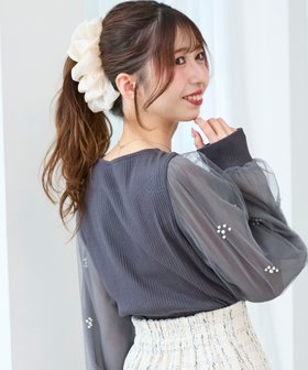 【マジェスティック レゴン/MAJESTIC LEGON】のパールチュールスリーブ長袖トップス 人気、トレンドファッション・服の通販 founy(ファニー) ファッション Fashion レディースファッション Fashion for Women トップス・カットソー Cut & Sew Tops シアー Sheer, See-Through シンプル Simple, Minimal ダウン Down, Puffer チュール Tulip, Tulip Motif 長袖 Long Sleeve, Full Sleeve パール Pearl, Pearl Accent フェミニン Feminine, Girly ボトム Bottoms, Lower Wear ロング Long, Long-Length 再入荷 Restock / Back in Stock エレガント 上品 Elegant |ID:prp329100004803243