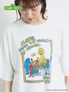 【サマンサモスモス/Samansa Mos2】の【SESAME STREET meets SM2】プリントアソートTシャツ 人気、トレンドファッション・服の通販 founy(ファニー) ファッション Fashion レディースファッション Fashion for Women トップス・カットソー Cut & Sew Tops シャツ・ブラウス・オフィスカジュアル Elegant Blouses & Button-Ups ロングTシャツ・Tシャツ Longline T-Shirts & Tees thumbnail オフホワイト|ID: prp329100004803306 ipo3291000000034849303