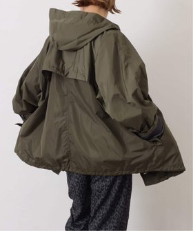 【ジャーナルスタンダード ラックス/journal standard luxe】のナイロンハーフコート 人気、トレンドファッション・服の通販 founy(ファニー) ファッション Fashion レディースファッション Fashion for Women アウター Coat / Outerwear Collection コート・ロングコート・ピーコート Long Coats, Peacoats & More 2025年 2025 2025-2026秋冬・A/W Autumn/Winter 2025–26 AW25–26 なめらか Smooth, Silky Texture スマート Smart, Elegant タフタ Taffeta, Structured Fabric ドローストリング Drawstring, Pull Cord ハーフ Half, Half-Length |ID:prp329100004803419