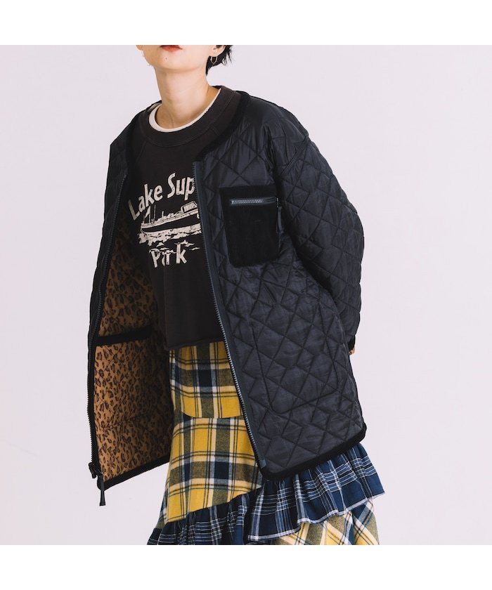 【フリークスストア/FREAK'S STORE】のリバーシブル キルティング アウター 25AW インテリア・キッズ・メンズ・レディースファッション・服の通販 founy(ファニー) https://founy.com/ ファッション Fashion レディースファッション Fashion for Women アウター Coat / Outerwear Collection インナー Innerwear キルティング Quilted, Quilting コレクション Collection, Seasonal Line コーデュロイ Corduroy, Cord Fabric スウェット / スエット Sweatshirt, Sweatwear スマート Smart, Elegant ダウン Down, Puffer 定番 Standard, Basic Item ハイネック High Neck, Mock Neck パイピング Piping, Trim Design マフラー Scarf, Muffler 無地 Plain, Solid Color リバーシブル Reversible, Two-Sided A/W・秋冬 Autumn/Winter 冬 Winter / This Winter 再入荷 Restock / Back in Stock おすすめ Recommended / Our Picks 2025年 2025 2025-2026秋冬・A/W Autumn/Winter 2025–26 AW25–26 |ID: prp329100004803421 ipo3291000000035017133