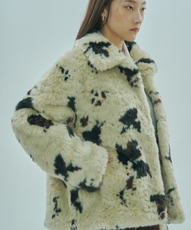 【ローズバッド/ROSE BUD】のFAUX FUR COAT 人気、トレンドファッション・服の通販 founy(ファニー) ファッション Fashion レディースファッション Fashion for Women アウター Coat / Outerwear Collection コート・ロングコート・ピーコート Long Coats, Peacoats & More カーゴパンツ Cargo Pants, Utility Pants クロップド Cropped, Short Length ショート Short, Short Length ストレート Straight, Straight Cut デニム Denim, Jeans Material バランス Balance, Style Balance フェイクファー Faux Fur, Imitation Fur ボトム Bottoms, Lower Wear 無地 Plain, Solid Color 年末 Year-end |ID:prp329100004803482