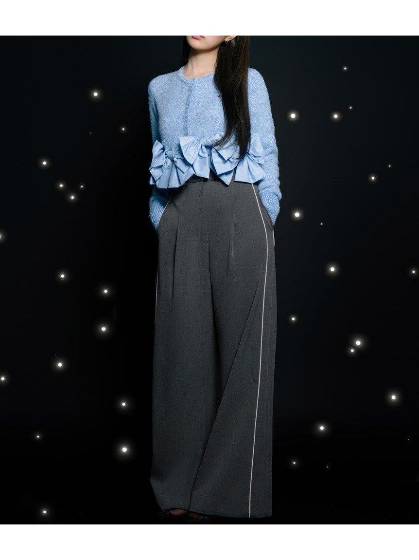 【スナイデル/SNIDEL】のタックラインパンツ インテリア・キッズ・メンズ・レディースファッション・服の通販 founy(ファニー) 　ファッション　Fashion　レディースファッション　Fashion for Women　パンツ　Pants & Trousers　ウェーブ　Wavy Pattern　今季　This Season, Current Season　ストレート　Straight, Straight Cut　スポーティ　Sporty, Casual Athletic　スマート　Smart, Elegant　トレンド　Trend, Trending Now　ポケット　Pocket, Pocket Detail　ワイド　Wide, Wide Fit　おすすめ　Recommended / Our Picks　GRY[006]|ID: prp329100004803536 ipo3291000000034851043