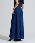 【フリークスストア/FREAK'S STORE】のウォッシュ加工 デニム イージースカート 25AW 人気、トレンドファッション・服の通販 founy(ファニー) ファッション Fashion レディースファッション Fashion for Women スカート Skirts 2025年 2025 2025-2026秋冬・A/W Autumn/Winter 2025–26 AW25–26 冬 Winter / This Winter おすすめ Recommended / Our Picks ウォッシュ Washed Finish デニム Denim, Jeans Material フェミニン Feminine, Girly ミックス Mix, Mixed Style リメイク Remake, Reconstructed ルーズ Loose, Oversized ロールアップ Roll-Up, Cuffed Hem A/W・秋冬 Autumn/Winter thumbnail ネイビー|ID: prp329100004803736 ipo3291000000034852344