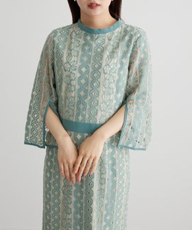 【ラナン/Ranan】の袖スリットレースワンピ 人気、トレンドファッション・服の通販 founy(ファニー) ファッション Fashion レディースファッション Fashion for Women ワンピース Dresses ストレート Straight, Straight Cut スリット Slit, Slit Detail レース Lace, Lace Fabric |ID:prp329100004803816