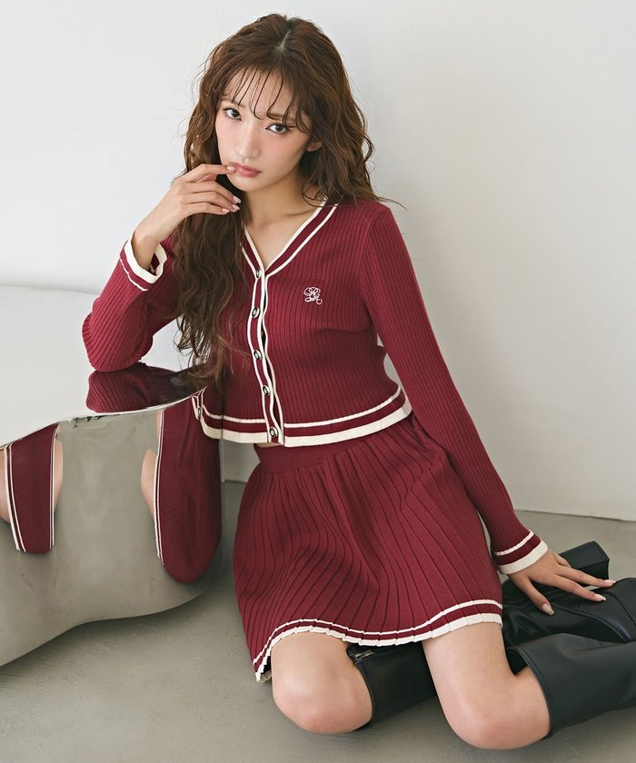 【レディアゼル/REDYAZEL】のラインスキームニットカーディガン*スカートセットアップ インテリア・キッズ・メンズ・レディースファッション・服の通販 founy(ファニー) https://founy.com/ ファッション Fashion レディースファッション Fashion for Women セットアップ Matching Sets スカート・ミニ/ミディ/マキシ Skirts / Mini, Midi & Maxi Skirts なめらか Smooth, Silky Texture ガーリー Girly, Feminine Style コンパクト Compact, Small Size スニーカー Sneakers, Trainers セットアップ Set-Up, Coordinated Outfit ダウン Down, Puffer トレンド Trend, Trending Now フィット Fit, Slim Fit プリーツ Pleats, Pleated ペプラム Peplum, Flared Hem ミニスカート Mini Skirt, Short Skirt ロング Long, Long-Length エレガント 上品 Elegant |ID: prp329100004803846 ipo3291000000034853106