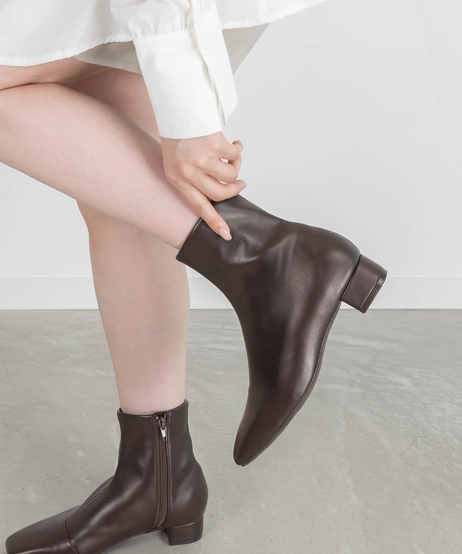 【ランダ/RANDA】の晴雨兼用 スクエアトゥベーシックブーツ 人気、トレンドファッション・服の通販 founy(ファニー) 　ファッション　Fashion　レディースファッション　Fashion for Women　クッション　Cushion, Throw Pillow　ショート　Short, Short Length　シンプル　Simple, Minimal　ストレッチ　Stretch, Stretchy Fabric　タイツ　Tights, Legwear　フィット　Fit, Slim Fit　フォルム　Silhouette, Form　ベーシック　Basic, Essential　 other-1|ID: prp329100004804191 ipo3291000000034856076