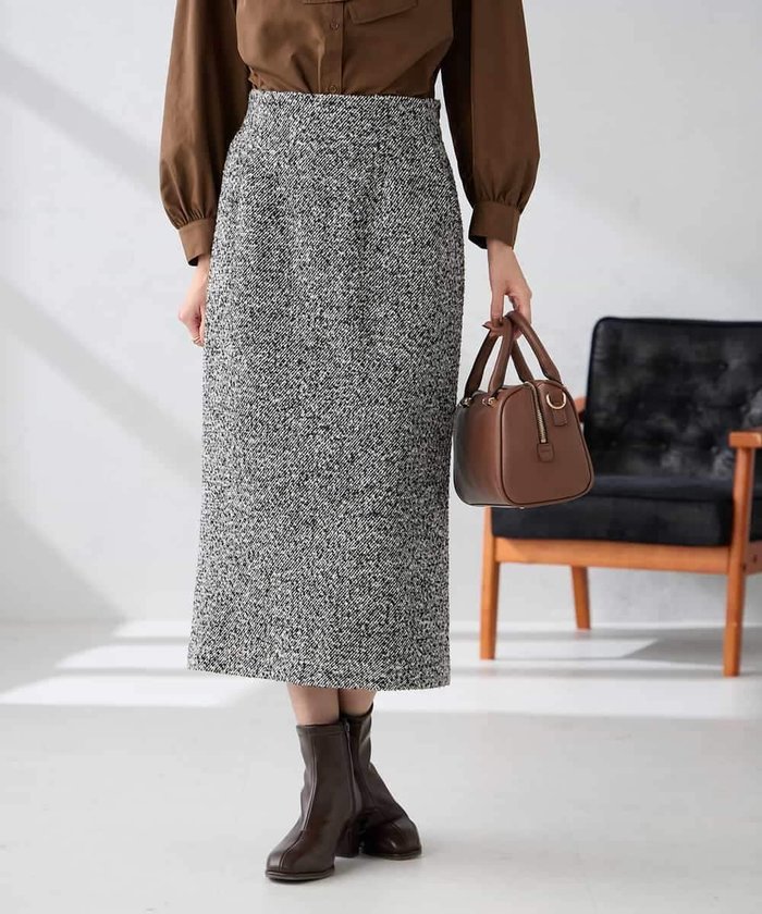 【アー ヴェー ヴェー/a.v.v】のロービングツイードナロースカート インテリア・キッズ・メンズ・レディースファッション・服の通販 founy(ファニー) https://founy.com/ ファッション Fashion レディースファッション Fashion for Women スカート Skirts 春 Spring 秋 Autumn カットソー Cut and Sewn Top ジャケット Jacket, Outerwear セットアップ Set-Up, Coordinated Outfit チェック Check, Plaid, Tartan ツイード Twill, Twill Weave トレンド Trend, Trending Now フォーマル Formal, Dressy モノトーン Monotone, Black and White 冬 Winter / This Winter 再入荷 Restock / Back in Stock おすすめ Recommended / Our Picks 夏 Summer エレガント 上品 Elegant ビジネス 仕事 通勤 Business / Work / Commuting |ID: prp329100004804581 ipo3291000000035019409