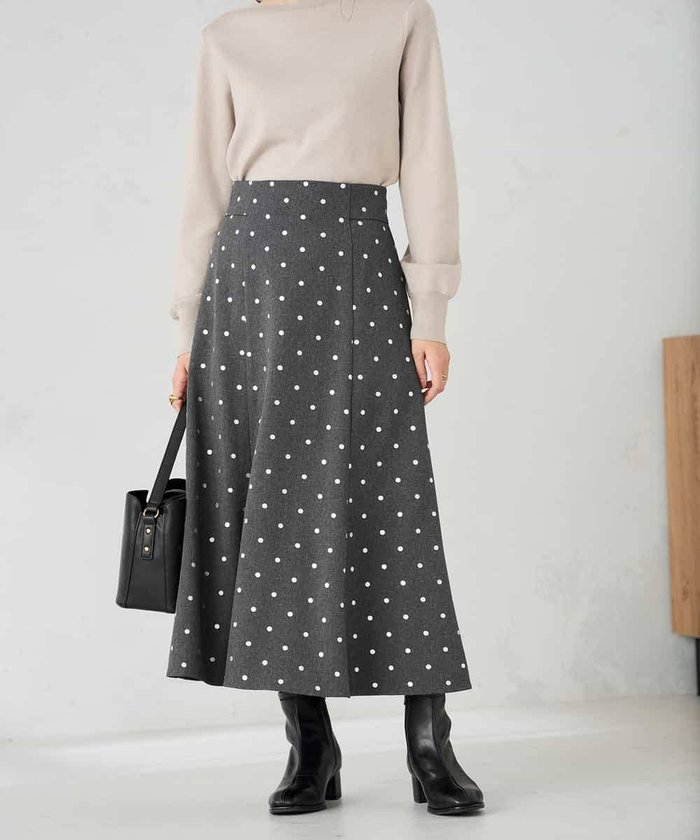 【アー ヴェー ヴェー/a.v.v】の箔ドットフレアスカート インテリア・キッズ・メンズ・レディースファッション・服の通販 founy(ファニー) https://founy.com/ ファッション Fashion レディースファッション Fashion for Women スカート Skirts Aライン・フレアスカート A-Line & Flared Skirts 春 Spring 秋 Autumn トレンド Trend, Trending Now ドット Polka Dot, Dot Pattern プリント Print, Printed Pattern 冬 Winter / This Winter 再入荷 Restock / Back in Stock おすすめ Recommended / Our Picks 夏 Summer エレガント 上品 Elegant |ID: prp329100004804582 ipo3291000000035011325