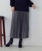 【コムサイズム/COMME CA ISM】のエンボス加工プリーツスカート チャコール|ID: prp329100004804616 ipo3291000000035120442
