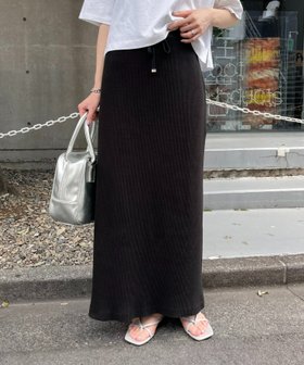 【チャオパニックティピー/CIAOPANIC TYPY】の【-3キロ見え】すっきりシルエットリブスカート 人気、トレンドファッション・服の通販 founy(ファニー) ファッション Fashion レディースファッション Fashion for Women スカート Skirts カットソー Cut and Sewn Top シューズ Shoes, Footwear シンプル Simple, Minimal スウェット / スエット Sweatshirt, Sweatwear ストラップサンダル Strappy Sandals, Strap Sandals ストレッチ Stretch, Stretchy Fabric スニーカー Sneakers, Trainers スリット Slit, Slit Detail 定番 Standard, Basic Item バレエ Ballet, Ballet Style 楽ちん Easy Fit, Comfortable おすすめ Recommended / Our Picks |ID:prp329100004804637