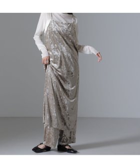 【ナノ ユニバース/nano universe】 ベロアキャミソールワンピース(セットアップ可)人気、トレンドファッション・服の通販 founy(ファニー) ファッション Fashion レディースファッション Fashion for Women ワンピース Dresses インナー Innerwear カットソー Cut and Sewn Top カーディガン Cardigan, Knitwear キャミ Camisole, Cami Top キャミソール Camisole, Spaghetti Strap Top クラッシュ Distressed, Crashed Style シンプル Simple, Minimal スリット Slit, Slit Detail セットアップ Set-Up, Coordinated Outfit ベロア Velour, Soft Velvet A/W・秋冬 Autumn/Winter アウトレット Outlet / Clearance おすすめ Recommended / Our Picks 2024年 2024 2024-2025秋冬・A/W Autumn/Winter 2024–25 AW24–25 |ID:prp329100004804827