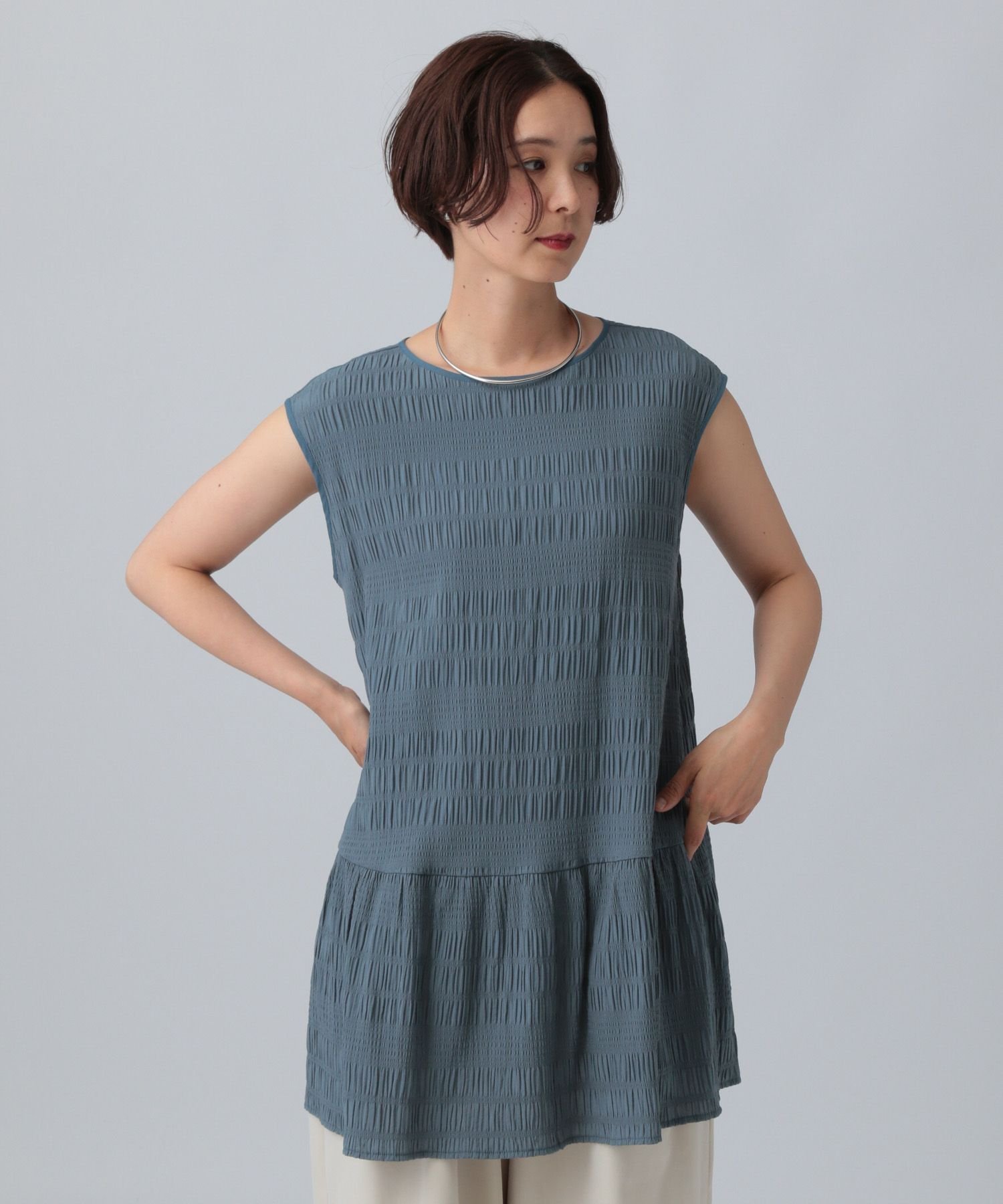 【レプシィム ローリーズファーム/LEPSIM LOWRYS FARM】のシャーリングフレンチスリーブチュニック インテリア・キッズ・メンズ・レディースファッション・服の通販 founy(ファニー) ファッション Fashion レディースファッション Fashion for Women トップス・カットソー Cut & Sew Tops おすすめ Recommended / Our Picks シャーリング Shirring, Ruched ジャケット Jacket, Outerwear スリーブ Sleeve, Long Sleeve / Short Sleeve チュニック Tunic, Long Top フレンチ French, French Style ペプラム Peplum, Flared Hem ダークブルー85|ID: prp329100004804839 ipo3291000000034862302