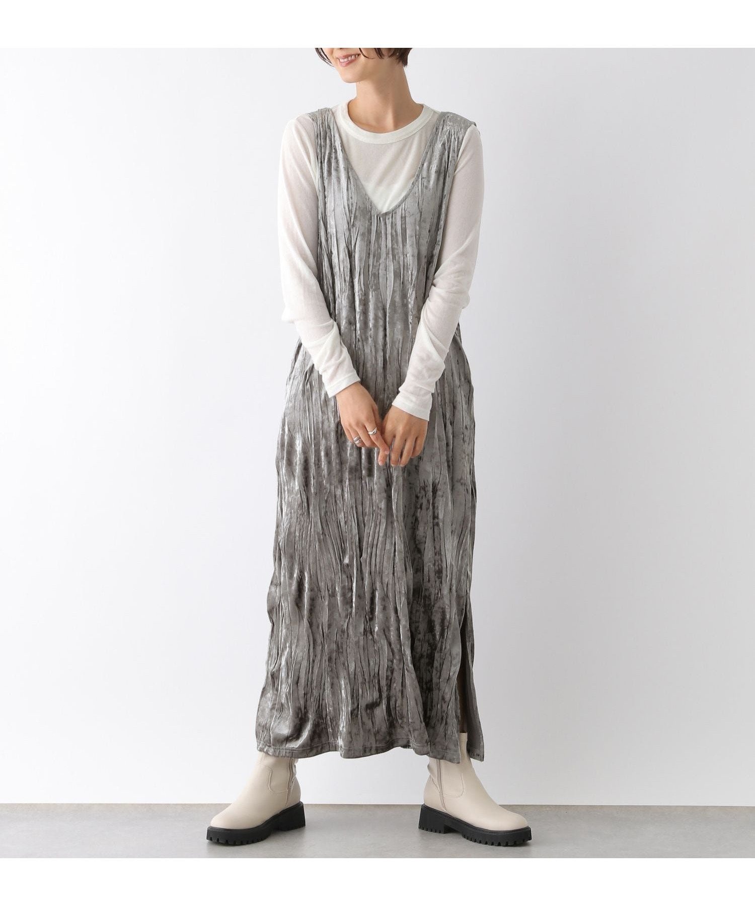 【レプシィム ローリーズファーム/LEPSIM LOWRYS FARM】の2WAYベロアジャンスカ インテリア・キッズ・メンズ・レディースファッション・服の通販 founy(ファニー) ファッション Fashion レディースファッション Fashion for Women トップス・カットソー Cut & Sew Tops ベロアトップス Velour Tops / Velvet-Look Items インナー Innerwear トレンド Trend, Trending Now ノースリーブ Sleeveless, No-Sleeve ベロア Velour, Soft Velvet シルバー19|ID: prp329100004804852 ipo3291000000034862432