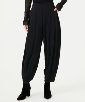 【シビラ/SYBILLA】の切り替えフォルムパンツ 人気、トレンドファッション・服の通販 founy(ファニー) ファッション Fashion レディースファッション Fashion for Women パンツ Pants & Trousers ストレッチ Stretch, Stretchy Fabric ドレープ Drape, Draping Fabric フォルム Silhouette, Form ワイド Wide, Wide Fit エレガント 上品 Elegant |ID:prp329100004805143