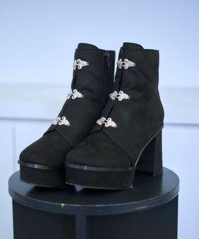 【ハレ/HARE】のメタルチャイナパーツブーツ 人気、トレンドファッション・服の通販 founy(ファニー) ファッション Fashion レディースファッション Fashion for Women おすすめ Recommended / Our Picks デニム Denim, Jeans Material メタル Metal, Metal Parts 人気 Popular, Best Seller |ID:prp329100004805189