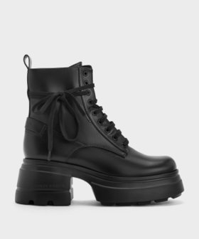 【チャールズ アンド キース/CHARLES & KEITH】のレースアップ チャンキーアンクルブーツ 人気、トレンドファッション・服の通販 founy(ファニー) ファッション Fashion レディースファッション Fashion for Women おすすめ Recommended / Our Picks フェミニン Feminine, Girly レース Lace, Lace Fabric |ID:prp329100004805190