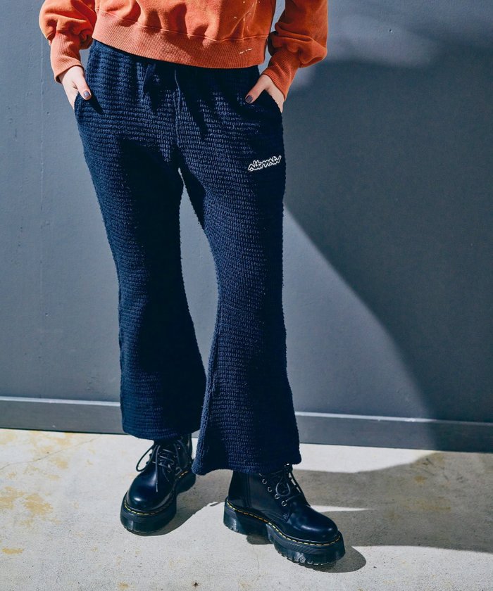 【アールエヌエー/RNA】のR4415 モコモコフレアパンツ インテリア・キッズ・メンズ・レディースファッション・服の通販 founy(ファニー) https://founy.com/ ファッション Fashion レディースファッション Fashion for Women パンツ Pants & Trousers おすすめ Recommended / Our Picks フレア Flare, Flared モコモコ Fuzzy, Fluffy ルーズ Loose, Oversized ループ Loop, Loop Knit ワッフル Waffle, Waffle Knit ワンポイント One Point, Statement Accent |ID: prp329100004805232 ipo3291000000034867783