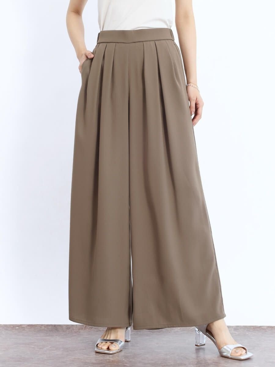 【ヴァン/Vin】のジョーゼットドレープワイドパンツ インテリア・キッズ・メンズ・レディースファッション・服の通販 founy(ファニー) 　ファッション　Fashion　レディースファッション　Fashion for Women　パンツ　Pants & Trousers　セットアップ　Set-Up, Coordinated Outfit　ドレープ　Drape, Draping Fabric　フラット　Flat, Flat Shoes　フロント　Front, Front Design　ベーシック　Basic, Essential　リラックス　Relax, Relaxed Fit　ロング　Long, Long-Length　ワイド　Wide, Wide Fit　エレガント 上品　Elegant　モカ|ID: prp329100004805318 ipo3291000000034868352