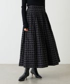 【ビアズリー/BEARDSLEY】の先染めチェックタックスカート 人気、トレンドファッション・服の通販 founy(ファニー) ファッション Fashion レディースファッション Fashion for Women スカート Skirts サイドジップ Side Zip, Side Zipper チェック Check, Plaid, Tartan ポケット Pocket, Pocket Detail ロング Long, Long-Length 再入荷 Restock / Back in Stock エレガント 上品 Elegant thumbnail ブラック|ID: prp329100004805390 ipo3291000000034868885