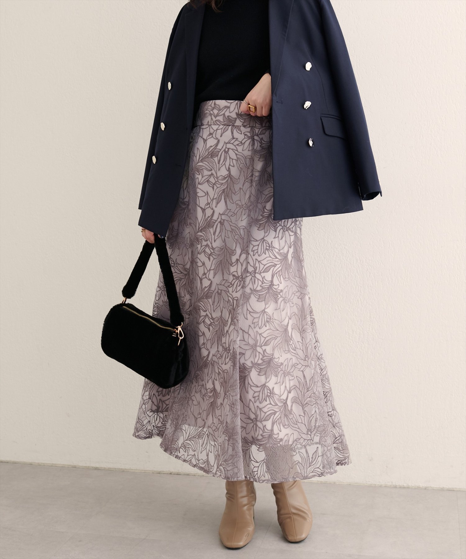 【ナチュラルクチュール/natural couture】の【WEB限定】 osono 長さ変えられるチュール刺繍レーススカート インテリア・キッズ・メンズ・レディースファッション・服の通販 founy(ファニー) ファッション Fashion レディースファッション Fashion for Women スカート Skirts 秋 Autumn サテン Satin, Glossy Fabric シアー Sheer, See-Through シンプル Simple, Minimal チュール Tulip, Tulip Motif フィット Fit, Slim Fit フレア Flare, Flared レース Lace, Lace Fabric 再入荷 Restock / Back in Stock おすすめ Recommended / Our Picks ビジネス 仕事 通勤 Business / Work / Commuting 2025年 2025 2025-2026秋冬・A/W Autumn/Winter 2025–26 AW25–26 グレイッシュベージュ|ID: prp329100004805409 ipo3291000000034869030