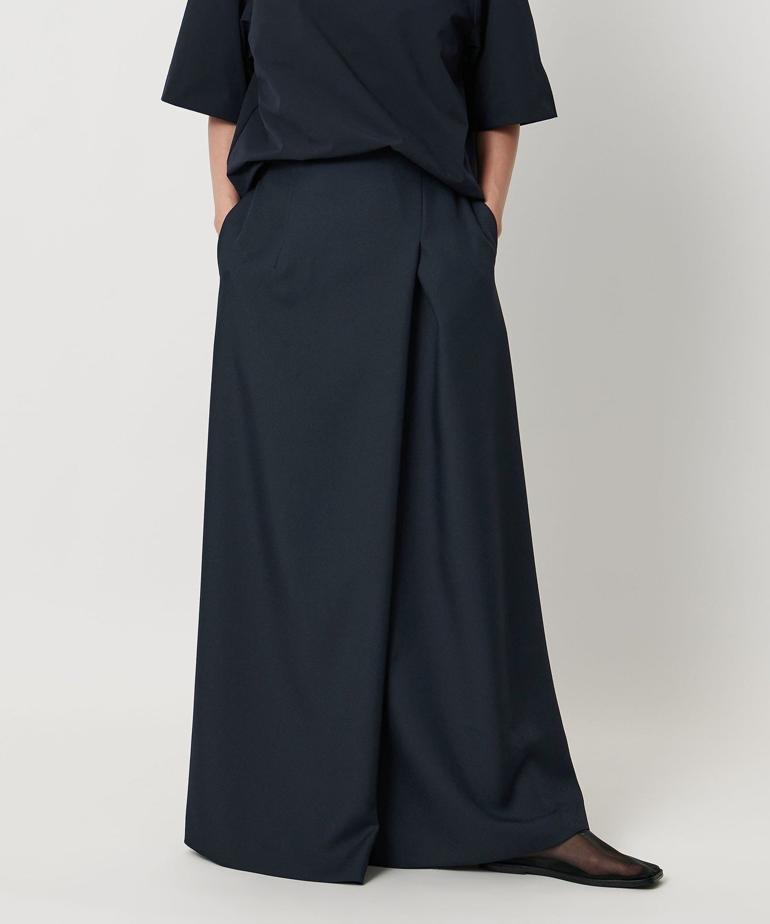 【ユナイテッドアローズ/UNITED ARROWS】のMARW UNITED ARROWS フロントタック ロングスカート 人気、トレンドファッション・服の通販 founy(ファニー) ファッション Fashion レディースファッション Fashion for Women スカート Skirts ロングスカート Long Skirts / Maxi & Midi Skirts ドレープ Drape, Draping Fabric 人気 Popular, Best Seller フロント Front, Front Design ポケット Pocket, Pocket Detail ロング Long, Long-Length ビジネス 仕事 通勤 Business / Work / Commuting other-1|ID: prp329100004805486 ipo3291000000034869785