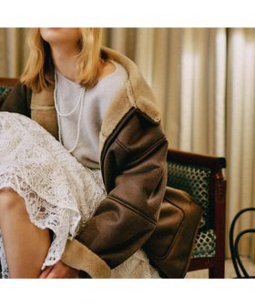 【ミスティ ウーマン/mysty woman】のファーボンディングボマーブルゾン 人気、トレンドファッション・服の通販 founy(ファニー) ファッション Fashion レディースファッション Fashion for Women アウター Coat / Outerwear Collection ブルゾンジャケット・スポーティアウター Blouson Jackets おすすめ Recommended / Our Picks プリント Print, Printed Pattern ヴィンテージ Vintage Style |ID:prp329100004805508