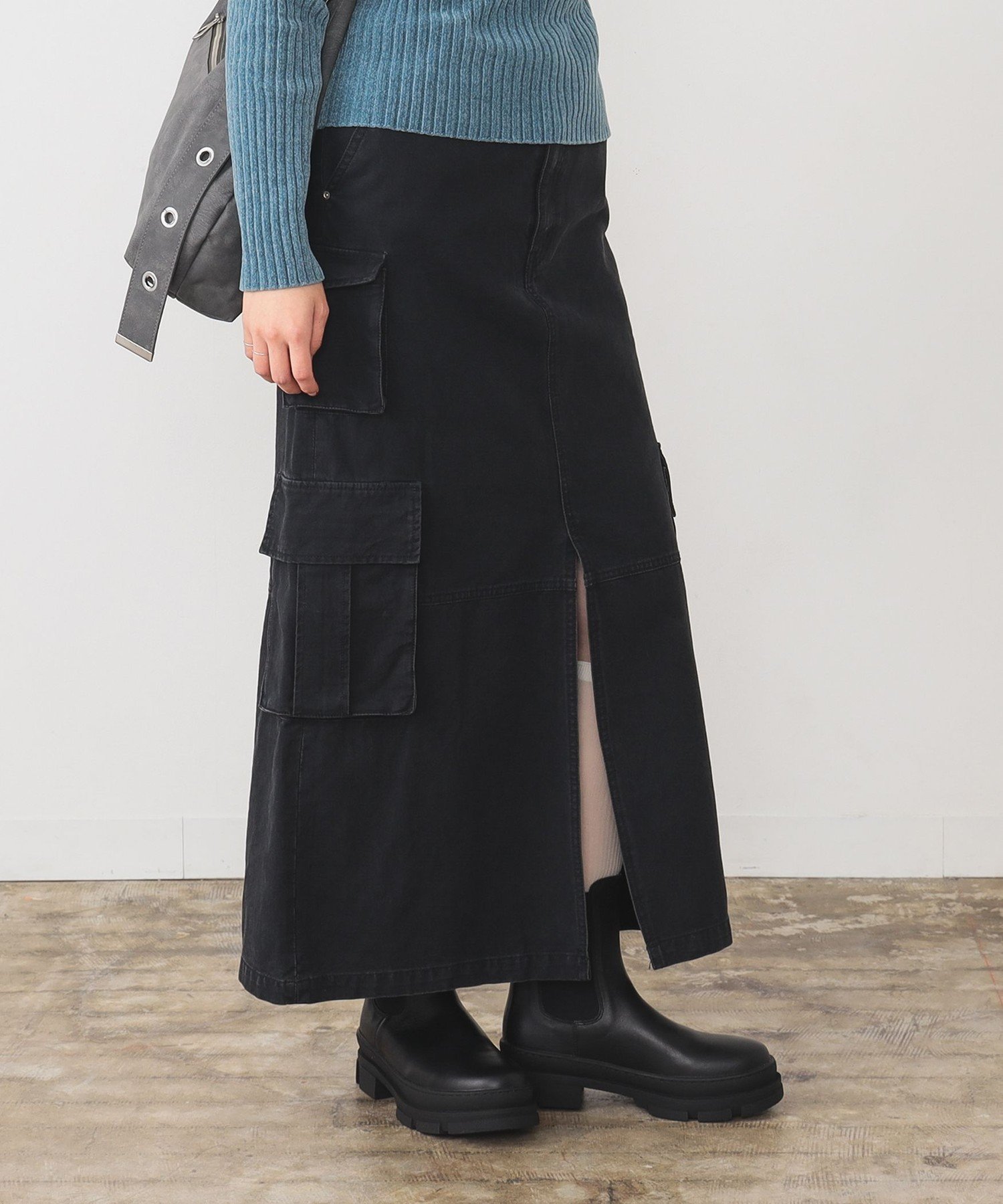 【ビームス ウイメン/BEAMS】のカーゴ ポケット タイト スカート インテリア・キッズ・メンズ・レディースファッション・服の通販 founy(ファニー) ファッション Fashion レディースファッション Fashion for Women スカート Skirts ヴィンテージ Vintage Style コンパクト Compact, Small Size シンプル Simple, Minimal スウェット / スエット Sweatshirt, Sweatwear スニーカー Sneakers, Trainers スリット Slit, Slit Detail ダウン Down, Puffer ツイル Twist, Twisted Detail トレンド Trend, Trending Now フロント Front, Front Design プリント Print, Printed Pattern ポケット Pocket, Pocket Detail 無地 Plain, Solid Color リップ Lip, Lip Motif おすすめ Recommended / Our Picks BLACK|ID: prp329100004805532 ipo3291000000034870159