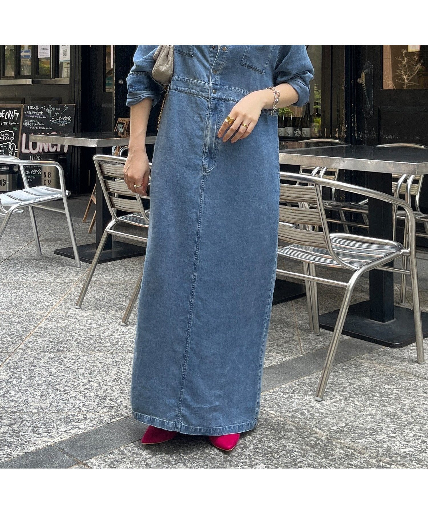 【ドゥドゥ/DouDou】のリヨセルデニムワンピース インテリア・キッズ・メンズ・レディースファッション・服の通販 founy(ファニー) ファッション Fashion レディースファッション Fashion for Women ワンピース Dresses インナー Innerwear 切替 Switching, Contrast Panel スマート Smart, Elegant チェック Check, Plaid, Tartan デニム Denim, Jeans Material フロント Front, Front Design A/W・秋冬 Autumn/Winter 冬 Winter / This Winter 再入荷 Restock / Back in Stock 2025年 2025 2025-2026秋冬・A/W Autumn/Winter 2025–26 AW25–26 ブルー|ID: prp329100004805653 ipo3291000000034871130