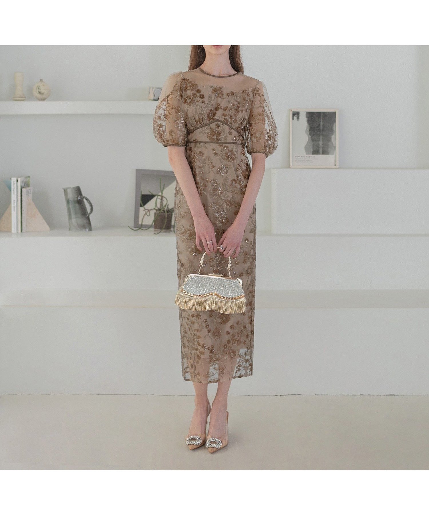 【レジャ/Leja】のLEJA-フラワーディテールパフスリーブIラインワンピースドレス結婚式 人気、トレンドファッション・服の通販 founy(ファニー) 　ファッション　Fashion　レディースファッション　Fashion for Women　ワンピース　Dresses　フォーマル・パーティードレス・結婚式用ドレス　Elegant & Casual Dresses　結婚式　Wedding　 other-1|ID: prp329100004805659 ipo3291000000034871186