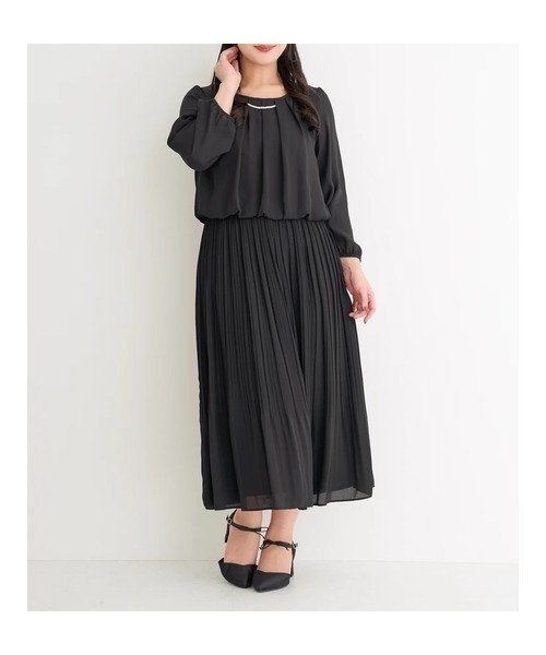 【ジェイ アンド シュプール/Re J&SUPURE】のパールアクセサリー付きプリーツワンピース インテリア・キッズ・メンズ・レディースファッション・服の通販 founy(ファニー) ファッション Fashion レディースファッション Fashion for Women ワンピース Dresses アクセサリー Fashion Accessories エレガント 上品 Elegant オケージョン Occasion Wear カーディガン Cardigan, Knitwear シアー Sheer, See-Through ジャケット Jacket, Outerwear スマート Smart, Elegant パール Pearl, Pearl Accent フロント Front, Front Design プリーツ Pleats, Pleated ポケット Pocket, Pocket Detail ワンポイント One Point, Statement Accent 黒|ID: prp329100004805723 ipo3291000000034871843