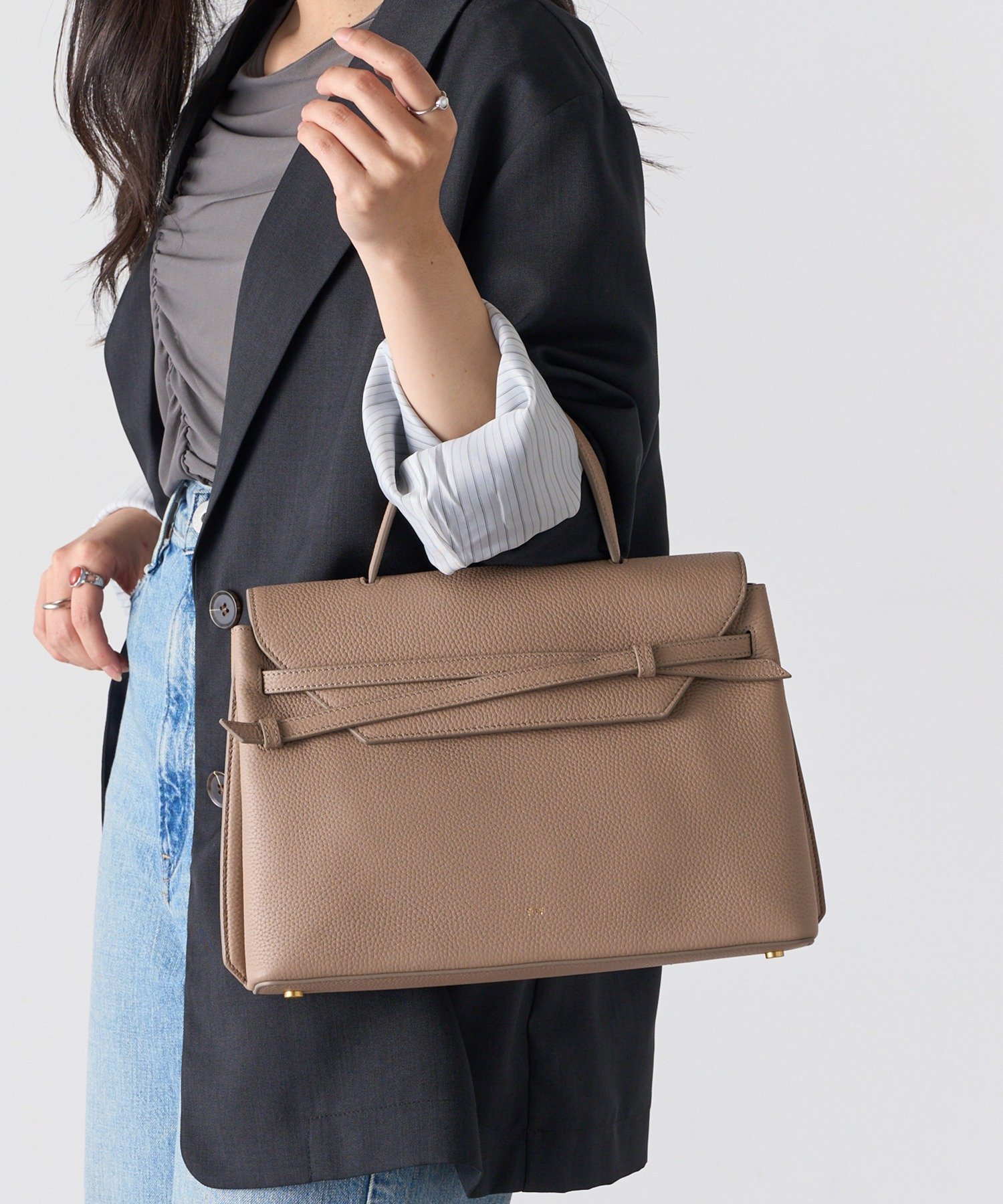 【セットアップセブン/SETUP7】のTOV/MIMI GRAND T25W02B560 インテリア・キッズ・メンズ・レディースファッション・服の通販 founy(ファニー) ファッション Fashion レディースファッション Fashion for Women クラシック Classic, Timeless Style ショルダー Shoulder, Shoulder Strap バランス Balance, Style Balance フォルム Silhouette, Form ポケット Pocket, Pocket Detail リボン Ribbon, Bow 再入荷 Restock / Back in Stock エレガント 上品 Elegant GREIGE|ID: prp329100004805847 ipo3291000000034873100