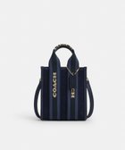 【コーチ/COACH】の【公式】スミス ミニ トート バッグ 人気、トレンドファッション・服の通販 founy(ファニー) ファッション Fashion レディースファッション Fashion for Women バッグ Bags シューズ Shoes, Footwear 財布 Wallet, Purse デニム Denim, Jeans Material トリミング Trimming, Decorative Edge ポケット Pocket, Pocket Detail ラップ Wrap, Wrap Design アウトレット Outlet / Clearance iPhone アイフォーン iPhone thumbnail BLUE|ID: prp329100004805871 ipo3291000000034873291