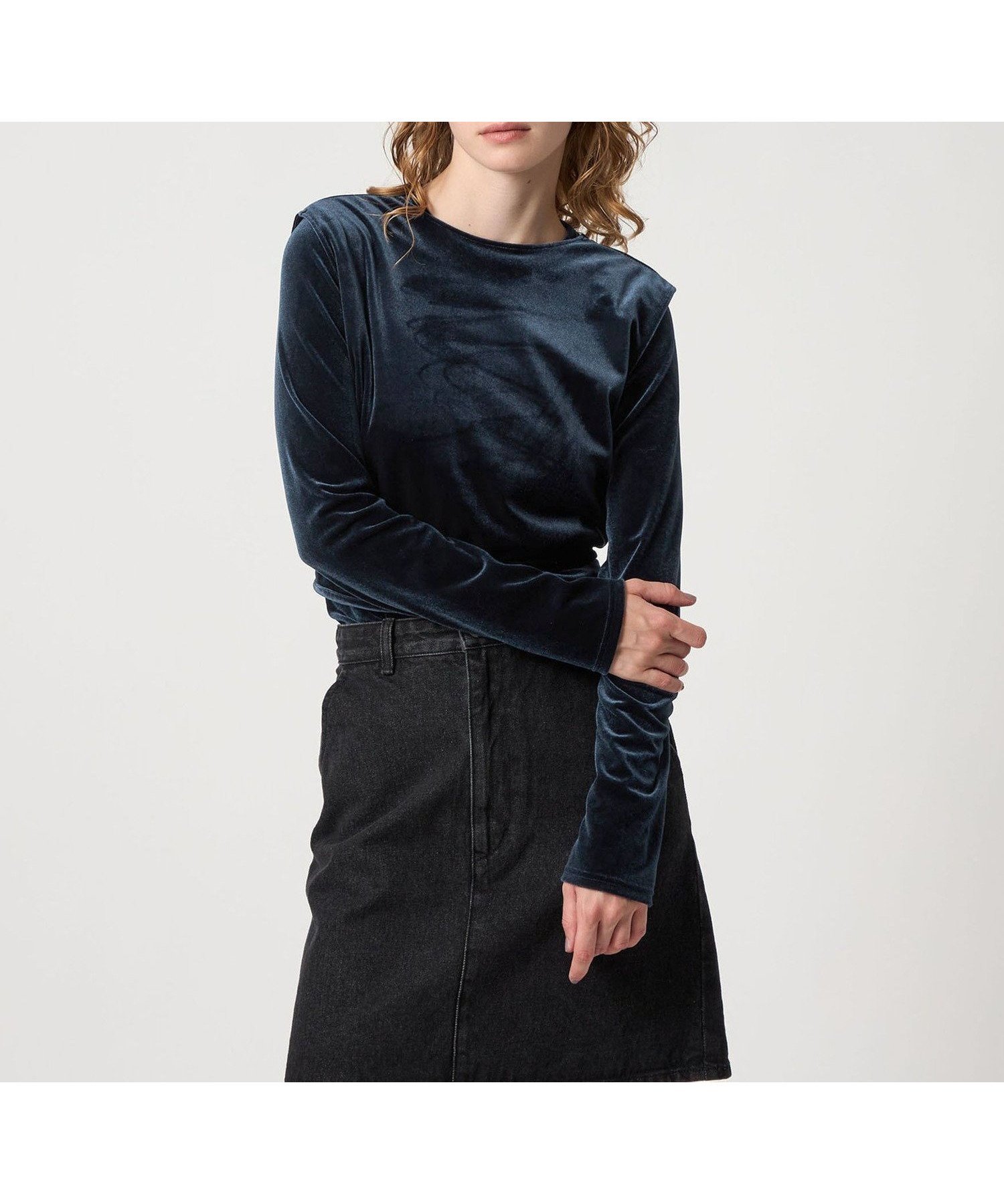 【ビューティ&ユース ユナイテッドアローズ/BEAUTY&YOUTH / UNITED ARROWS】のSteven Alan ベロア カシュクール ベスト インテリア・キッズ・メンズ・レディースファッション・服の通販 founy(ファニー) ファッション Fashion レディースファッション Fashion for Women アウター Coat / Outerwear Collection トップス・カットソー Cut & Sew Tops ベスト&ジレ / 重ね着スタイル Vests & Gilets ベロアトップス Velour Tops / Velvet-Look Items カシュクール Wrap Design カットソー Cut and Sewn Top シンプル Simple, Minimal ベスト Vest, Waistcoat ベロア Velour, Soft Velvet エレガント 上品 Elegant NAVY|ID: prp329100004805969 ipo3291000000034873919