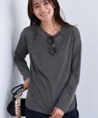 【インディヴィ/INDIVI】のストレッチシアーロングTシャツ 人気、トレンドファッション・服の通販 founy(ファニー) ファッション Fashion レディースファッション Fashion for Women トップス・カットソー Cut & Sew Tops シャツ・ブラウス・オフィスカジュアル Elegant Blouses & Button-Ups ロングTシャツ・Tシャツ Longline T-Shirts & Tees おすすめ Recommended / Our Picks インナー Innerwear カフス Cuff Design シアー Sheer, See-Through ジャケット Jacket, Outerwear ストレッチ Stretch, Stretchy Fabric スマート Smart, Elegant リラックス Relax, Relaxed Fit thumbnail チャコールグレー|ID: prp329100004805990 ipo3291000000034874101