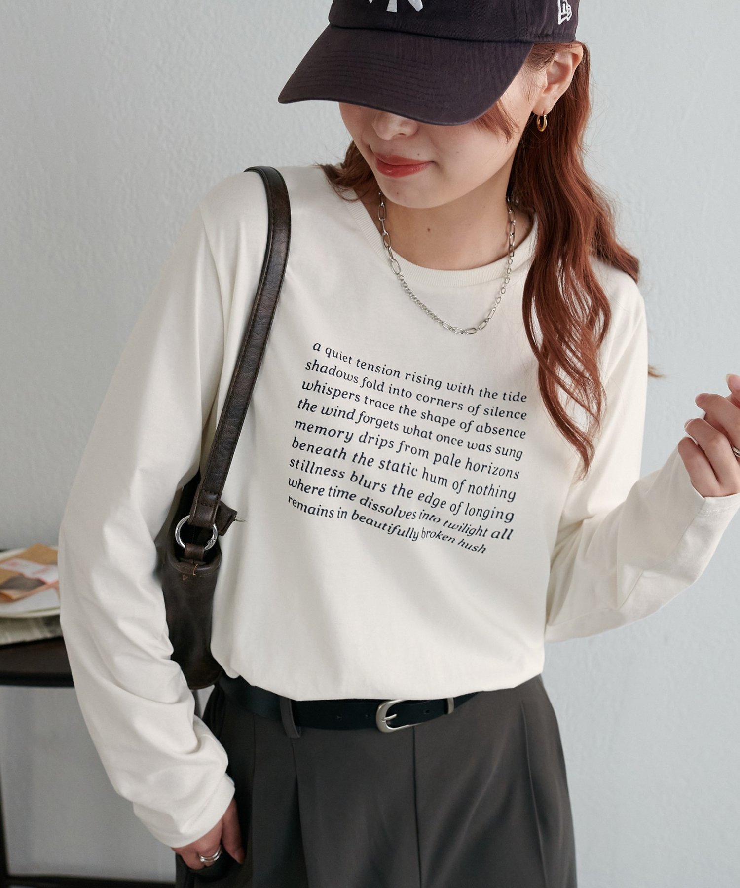 【ディスコート/Discoat】のシルケットロゴプリントロンT インテリア・キッズ・メンズ・レディースファッション・服の通販 founy(ファニー) ファッション Fashion レディースファッション Fashion for Women トップス・カットソー Cut & Sew Tops ロングTシャツ・Tシャツ Longline T-Shirts & Tees シンプル Simple, Minimal フロント Front, Front Design ロング Long, Long-Length オフホワイト|ID: prp329100004806004 ipo3291000000034874179