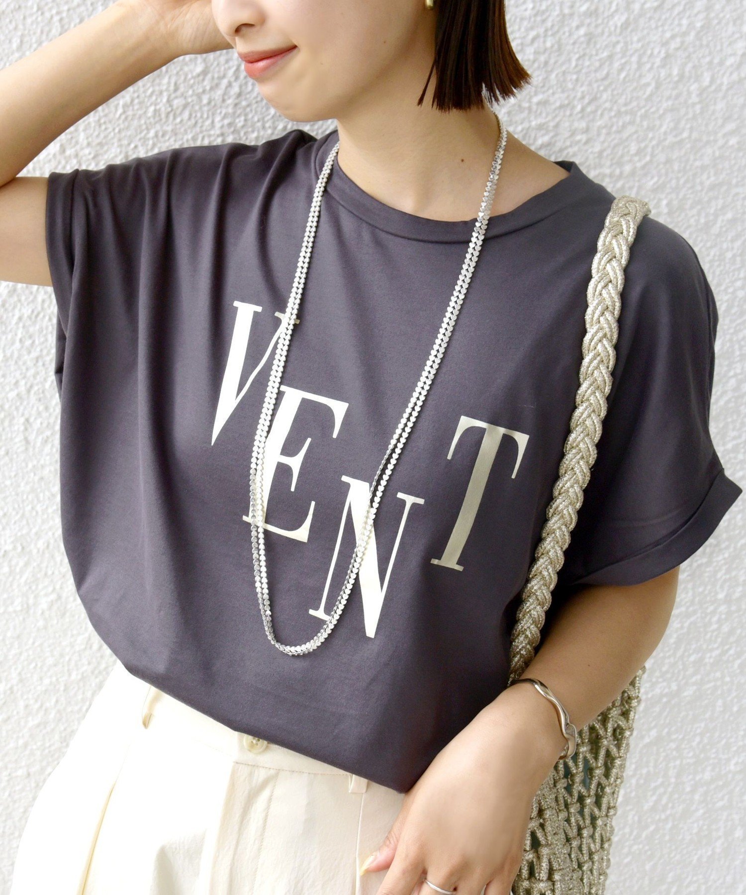 【シップス フォー ウィメン/SHIPS】のローズペトール 半袖 プリント TEE インテリア・キッズ・メンズ・レディースファッション・服の通販 founy(ファニー) 　ファッション　Fashion　レディースファッション　Fashion for Women　トップス・カットソー　Cut & Sew Tops　カットソー　Cut and Sewn Top　シルク　Silk, 100% Silk　ジャケット　Jacket, Outerwear　スリム　Slim, Slim Fit　プリント　Print, Printed Pattern　ボトム　Bottoms, Lower Wear　半袖　Short Sleeve, Half Sleeve　おすすめ　Recommended / Our Picks　2024年　2024　2024春夏・S/S　Spring/Summer 2024 SS24　チャコールグレー|ID: prp329100004806013 ipo3291000000034874332