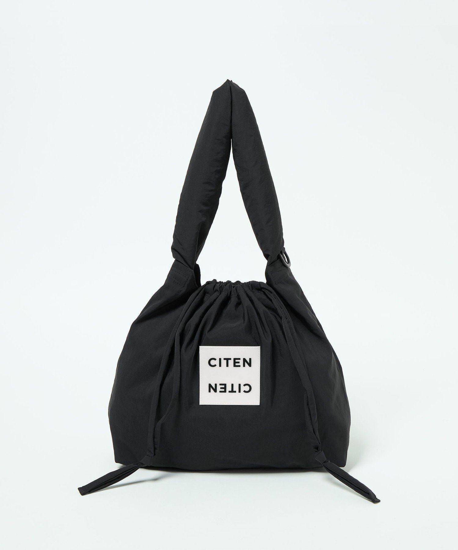 【シテン/CITEN】のCITEN CITENキンチャクショルダー インテリア・キッズ・メンズ・レディースファッション・服の通販 founy(ファニー) ファッション Fashion レディースファッション Fashion for Women 巾着 Drawstring Bag, Kinchaku ショルダー Shoulder, Shoulder Strap ジップ Zip, Zipper チャーム Charm, Pendant フィット Fit, Slim Fit ポケット Pocket, Pocket Detail ビジネス 仕事 通勤 Business / Work / Commuting BLACK|ID: prp329100004806484 ipo3291000000034878304