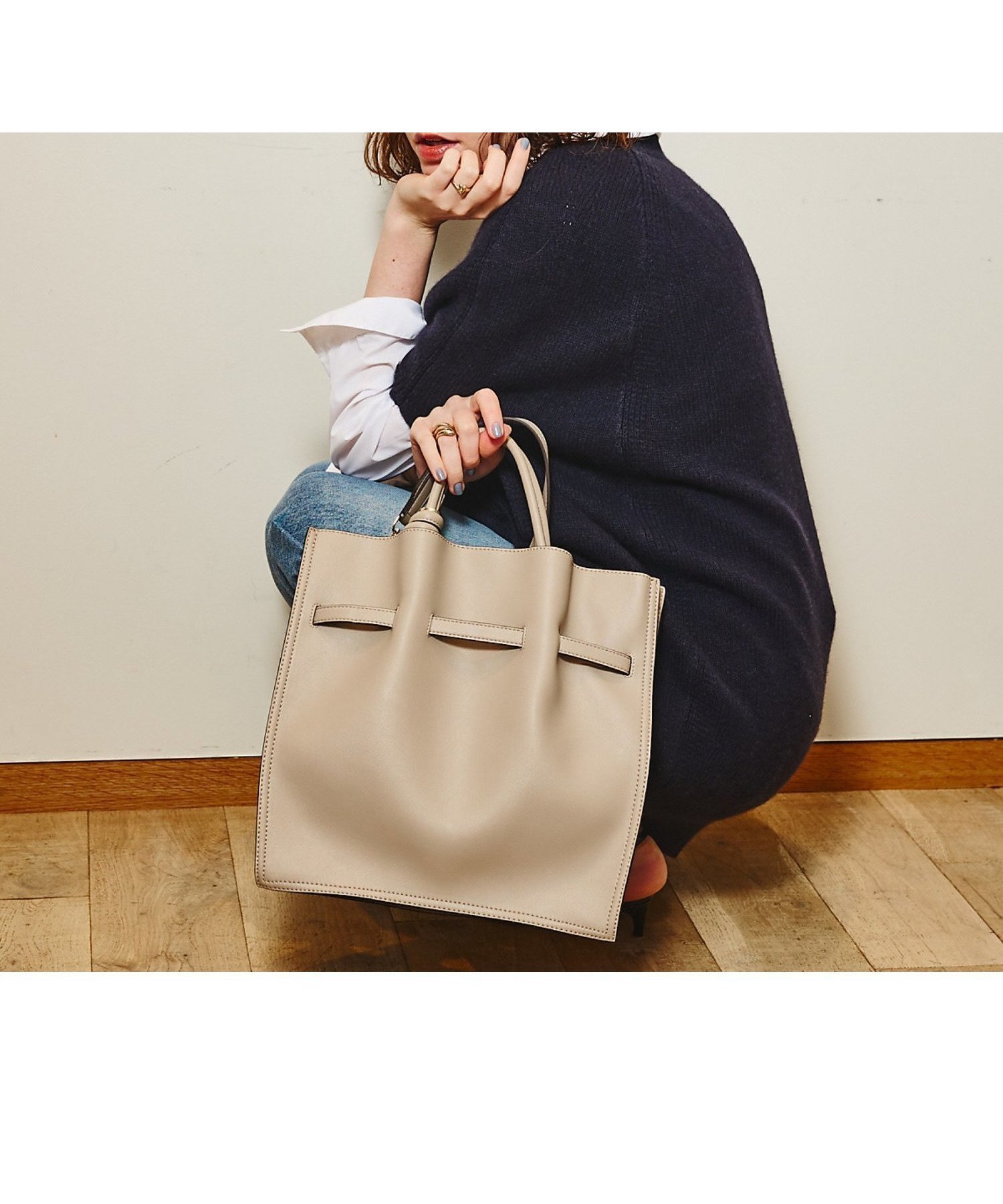 【ロウェル シングス/LOWELL Things】の【TVドラマ使用商品】Swell/2WAYギャザーオープントートBAG L インテリア・キッズ・メンズ・レディースファッション・服の通販 founy(ファニー) 　雑誌掲載アイテム　Magazine Picks & Fashion Features　ファッション雑誌　Fashion Magazines　ジゼル　GISELe　ファッション　Fashion　レディースファッション　Fashion for Women　バッグ　Bags　春　Spring　巾着　Drawstring Bag, Kinchaku　ショルダー　Shoulder, Shoulder Strap　女優　Actress Style, Celebrity Inspired　雑誌　Magazine, Fashion Magazine　ポケット　Pocket, Pocket Detail　ベージュ|ID: prp329100004806517 ipo3291000000034878574