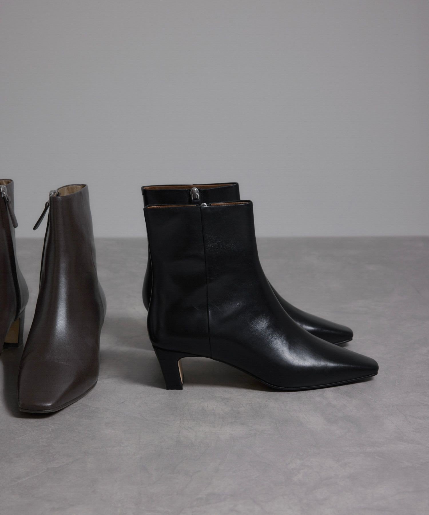 【ロペ/ROPE'】のイタリアンレザーショートブーツ インテリア・キッズ・メンズ・レディースファッション・服の通販 founy(ファニー) ファッション Fashion レディースファッション Fashion for Women ショート Short, Short Length シンプル Simple, Minimal スクエア Square, Square Shape ハーフ Half, Half-Length フォルム Silhouette, Form ミドル Middle Length, Mid Height ブラック(01)|ID: prp329100004806602 ipo3291000000034879134