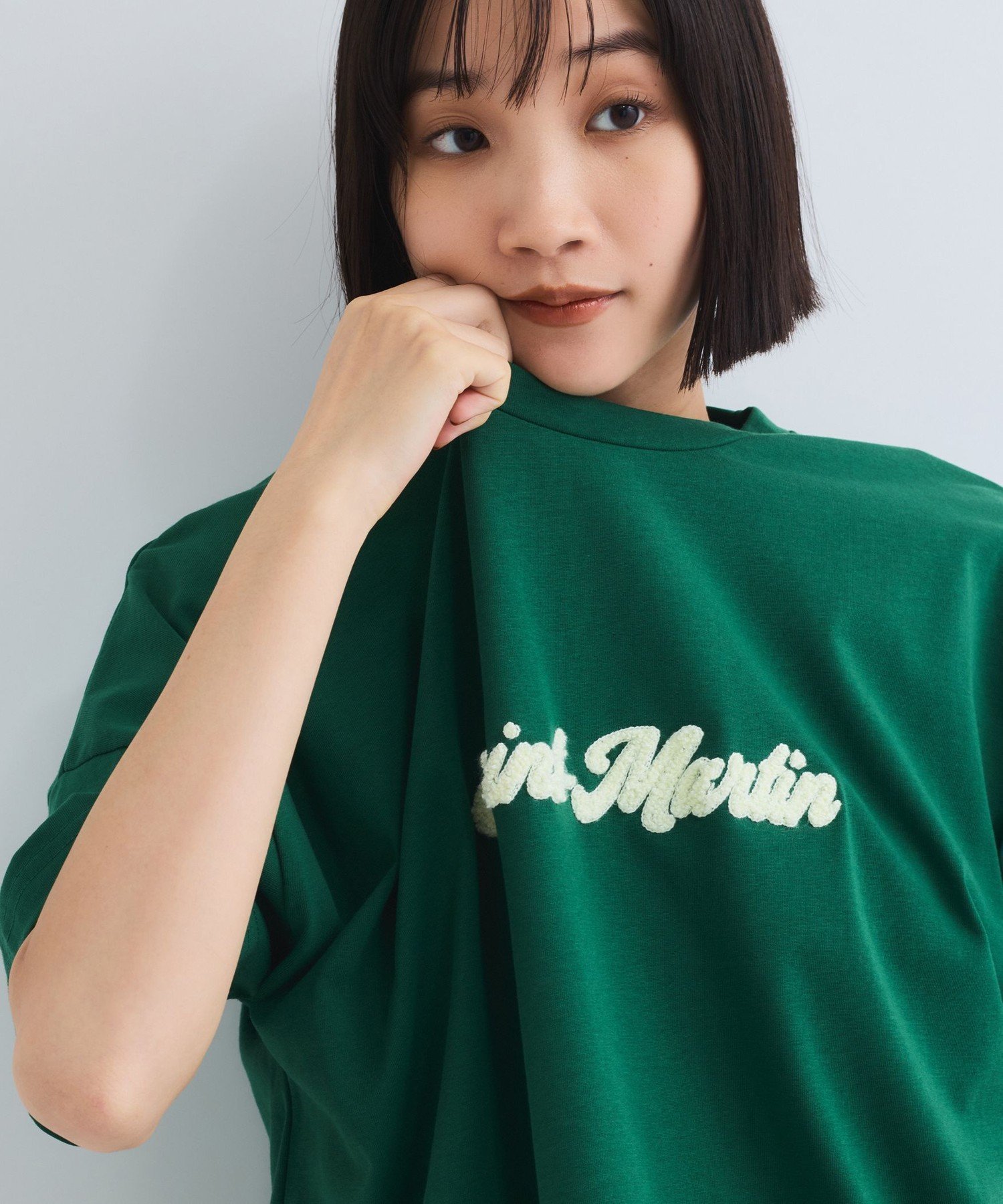 【ビッキー/VICKY】のさがら刺繍ロゴTシャツ≪洗濯機で洗える≫ インテリア・キッズ・メンズ・レディースファッション・服の通販 founy(ファニー) ファッション Fashion レディースファッション Fashion for Women トップス・カットソー Cut & Sew Tops シャツ・ブラウス・オフィスカジュアル Elegant Blouses & Button-Ups ロングTシャツ・Tシャツ Longline T-Shirts & Tees イエロー Yellow 春 Spring 洗える Machine Washable グラフィック Graphic, Graphic Design フォルム Silhouette, Form ポケット Pocket, Pocket Detail S/S・春夏 SS, Spring/Summer, Warm Season 夏 Summer 2025年 2025 2025春夏・S/S Spring/Summer 2025 SS25 グリーン|ID: prp329100004806605 ipo3291000000034879155