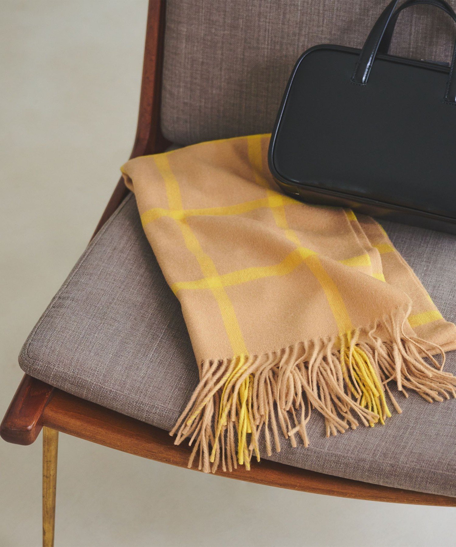 【ユナイテッドアローズ/UNITED ARROWS】のカシミヤ チェック ストール インテリア・キッズ・メンズ・レディースファッション・服の通販 founy(ファニー) ファッション Fashion レディースファッション Fashion for Women なめらか Smooth, Silky Texture クラシカル Classical, Vintage-Inspired シンプル Simple, Minimal ストール Stole, Wrap チェック Check, Plaid, Tartan マフラー Scarf, Muffler エレガント 上品 Elegant 定番 Standard, Basic Item BEIGE|ID: prp329100004806752 ipo3291000000034880044