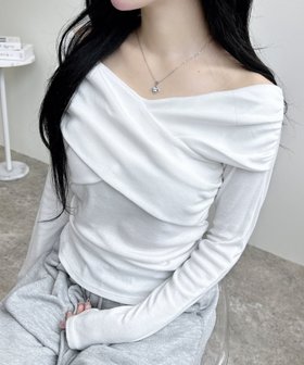 【イング/INGNI】の【WEB限定】カシュクールトップス 人気、トレンドファッション・服の通販 founy(ファニー) ファッション Fashion レディースファッション Fashion for Women トップス・カットソー Cut & Sew Tops おすすめ Recommended / Our Picks カシュクール Wrap Design カットソー Cut and Sewn Top カーゴパンツ Cargo Pants, Utility Pants ギャザー Gathered, Ruffled シンプル Simple, Minimal スウェット / スエット Sweatshirt, Sweatwear デニム Denim, Jeans Material ロング Long, Long-Length |ID:prp329100004806761