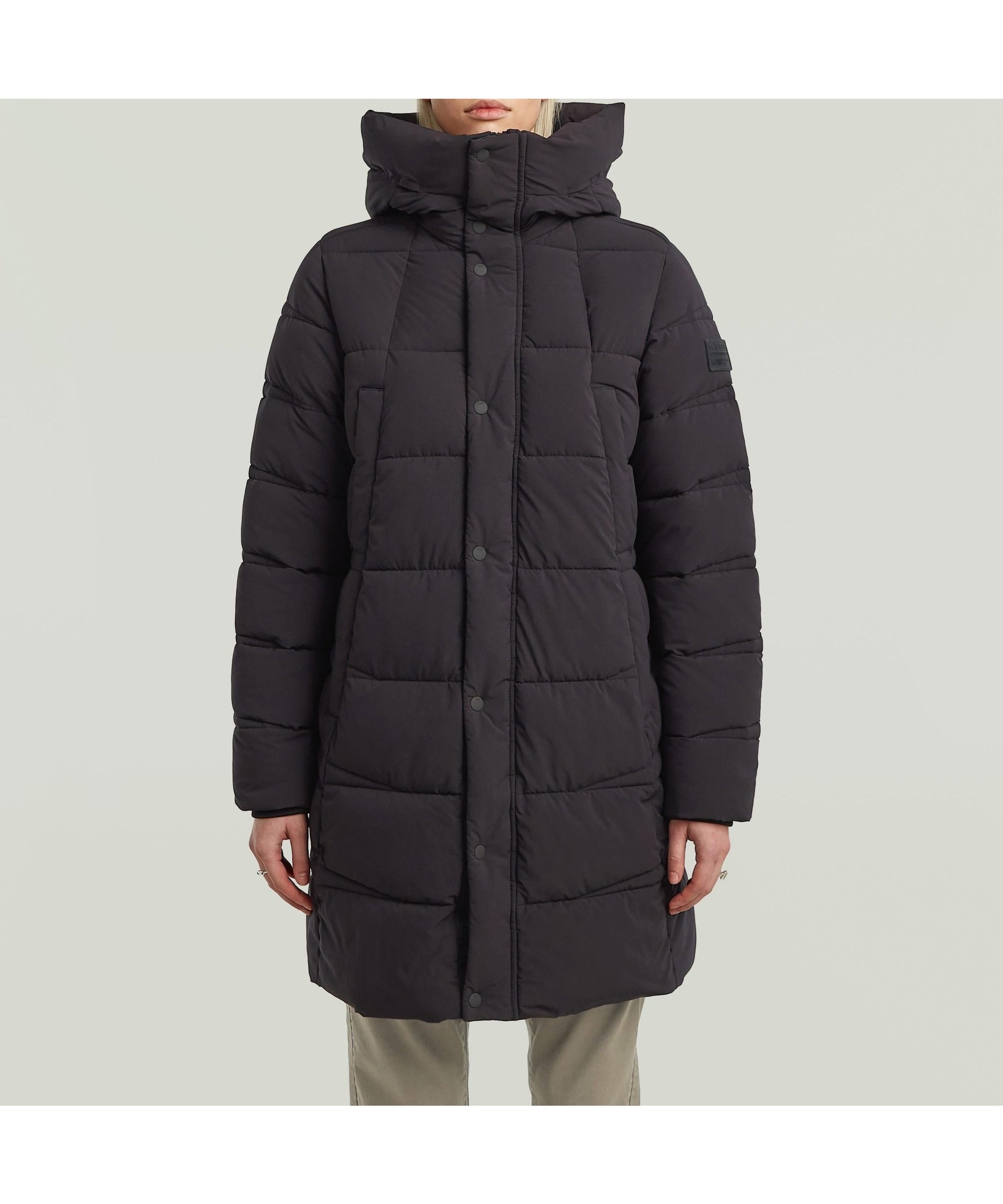 【ジースター ロゥ/G-Star RAW】の【公式ショップ】Whistler Mid Puffer/撥水中綿ミドルレングスフーデッドコート インテリア・キッズ・メンズ・レディースファッション・服の通販 founy(ファニー) ファッション Fashion レディースファッション Fashion for Women アウター Coat / Outerwear Collection コート・ロングコート・ピーコート Long Coats, Peacoats & More カフス Cuff Design キルティング Quilted, Quilting ジャケット Jacket, Outerwear スタンド Stand Collar, Upright Stand ストレッチ Stretch, Stretchy Fabric ストレート Straight, Straight Cut スリーブ Sleeve, Long Sleeve / Short Sleeve フィット Fit, Slim Fit フロント Front, Front Design ポケット Pocket, Pocket Detail レギュラー Regular, Standard Fit ロング Long, Long-Length Dark Black|ID: prp329100004806774 ipo3291000000034880262