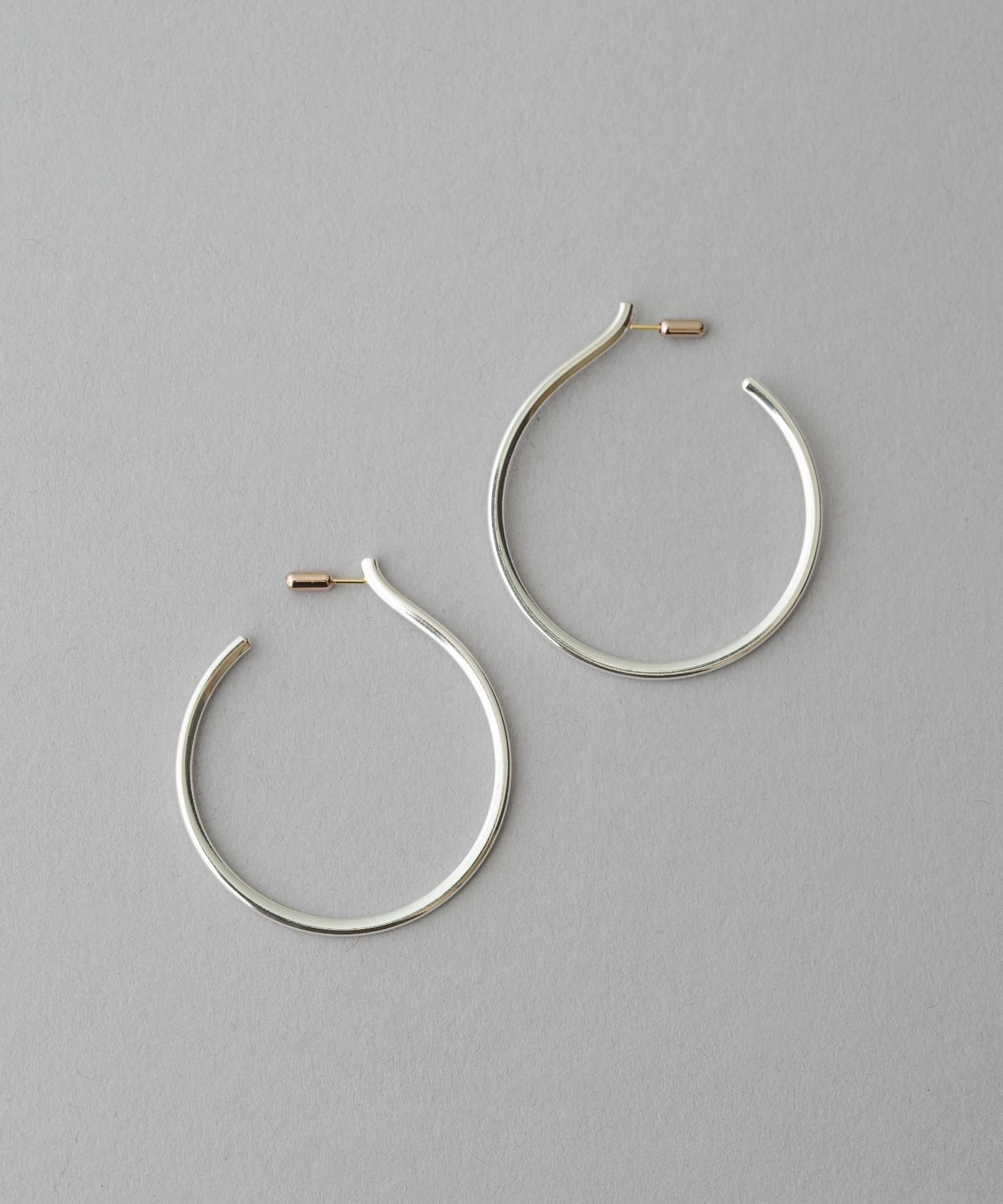 【エテ/ete】のリグロウ フープピアス S インテリア・キッズ・メンズ・レディースファッション・服の通販 founy(ファニー) ファッション Fashion レディースファッション Fashion for Women シルバー Silver, Metallic Silver シンプル Simple, Minimal ジュエリー Jewelry, Accessories フォルム Silhouette, Form フォーム Form フープ Hoop, Hoop Earrings メタル Metal, Metal Parts モダン Modern, Contemporary リュクス Luxury, Elegant, High-End, Chic シルバー|ID: prp329100004806777 ipo3291000000034880281