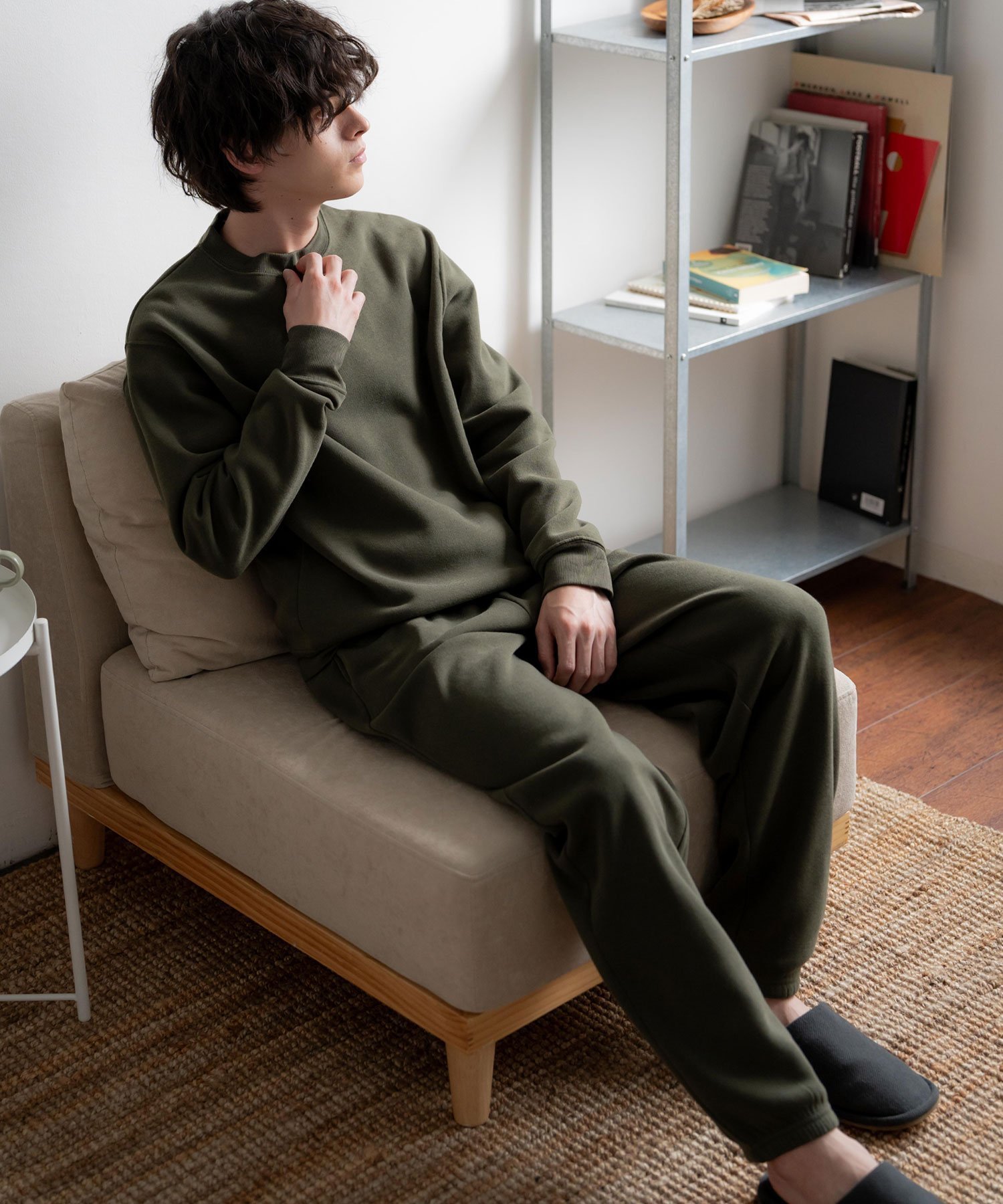 【ロッキーモンロー/Rocky Monroe】の裏起毛スウェットセットアップ(ルームウェア) インテリア・キッズ・メンズ・レディースファッション・服の通販 founy(ファニー) ファッション Fashion レディースファッション Fashion for Women トップス・カットソー Cut & Sew Tops レディースパーカー・カジュアルフーディー Casual Hoodies & Sweatshirts スウェット・クルーネックトップス Sweatshirts & Crewnecks / Relaxed Fit Sweat Tops くるぶし Ankle-Length コンパクト Compact, Small Size シンプル Simple, Minimal セットアップ Set-Up, Coordinated Outfit ドローコード Drawcord, Drawstring Cord メンズ Men's, Menswear 無地 Plain, Solid Color リラックス Relax, Relaxed Fit 再入荷 Restock / Back in Stock おすすめ Recommended / Our Picks 旅行 Travel カーキ|ID: prp329100004806779 ipo3291000000034880293